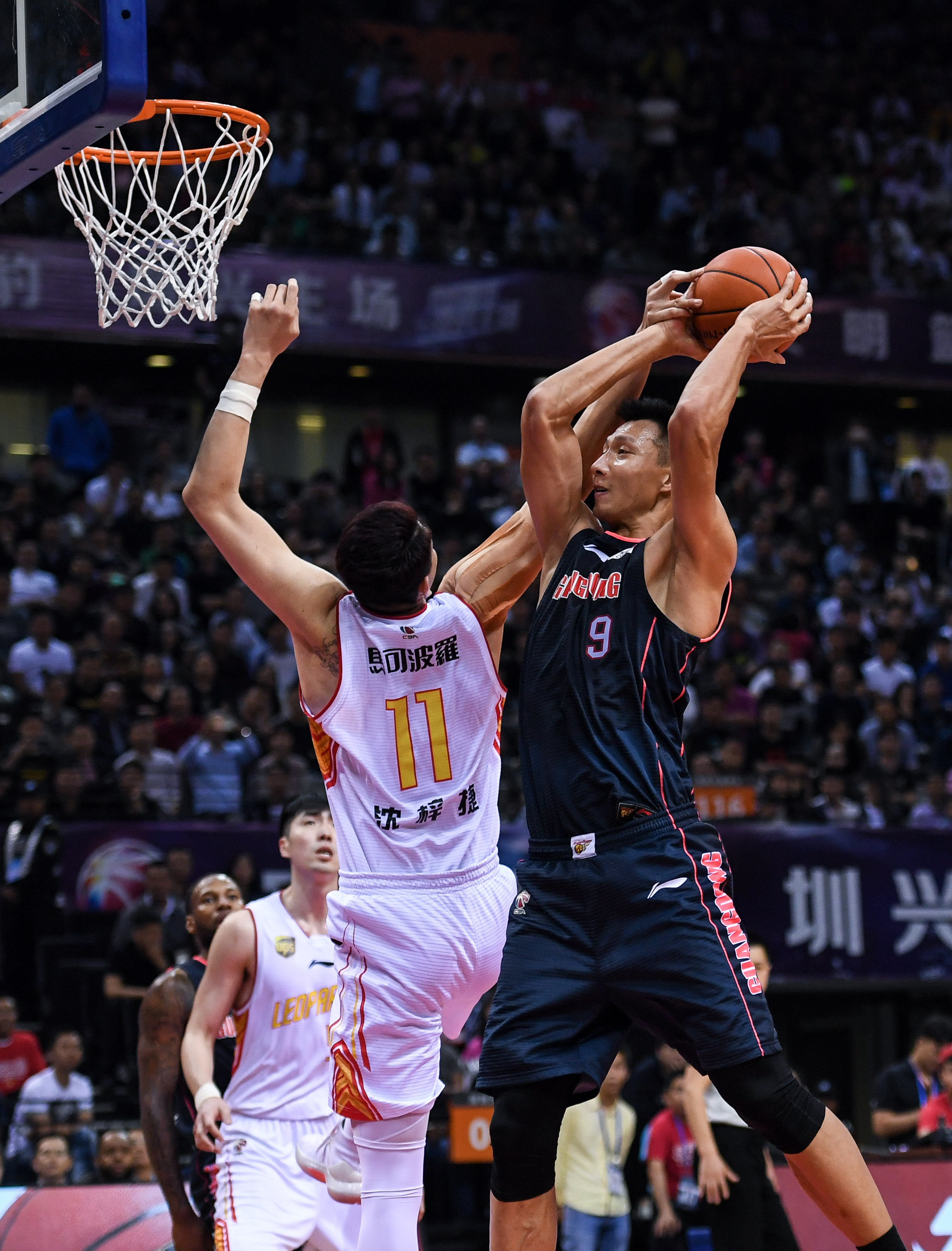 特别是一名 特别是一名