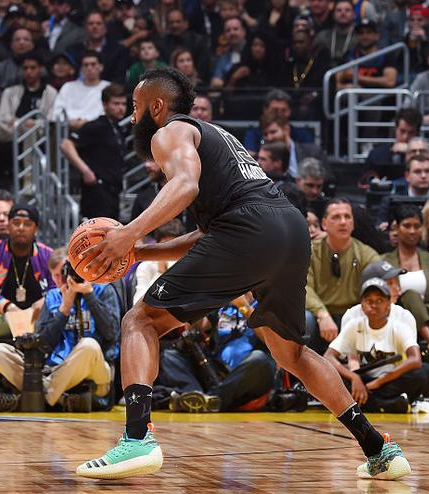 打法强调长 打法强调长